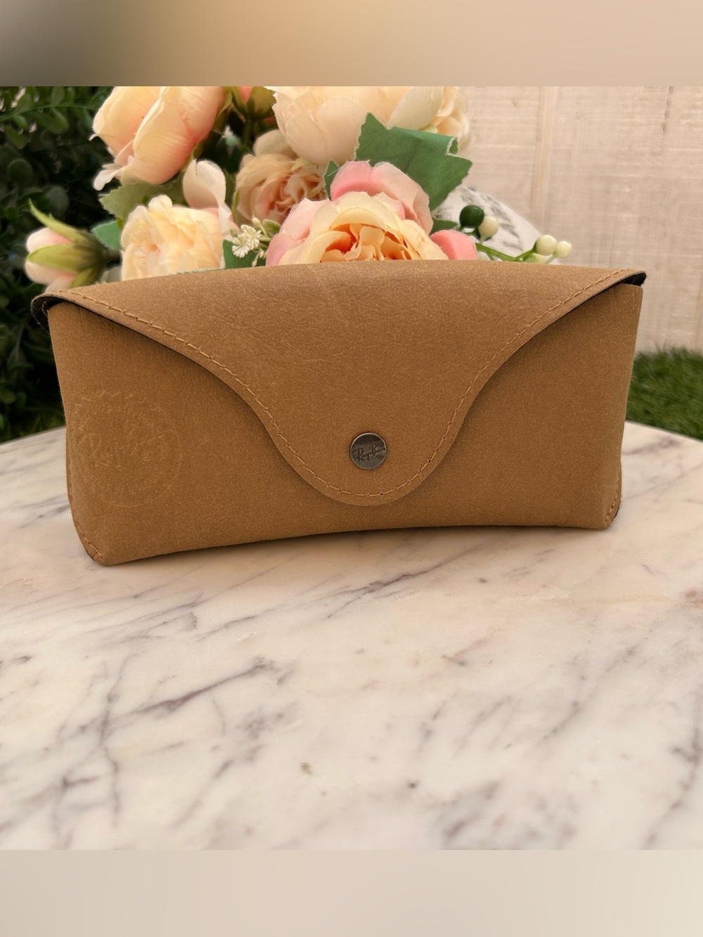Ray-Ban Tan Sunglasses Pouch with Snap Closure